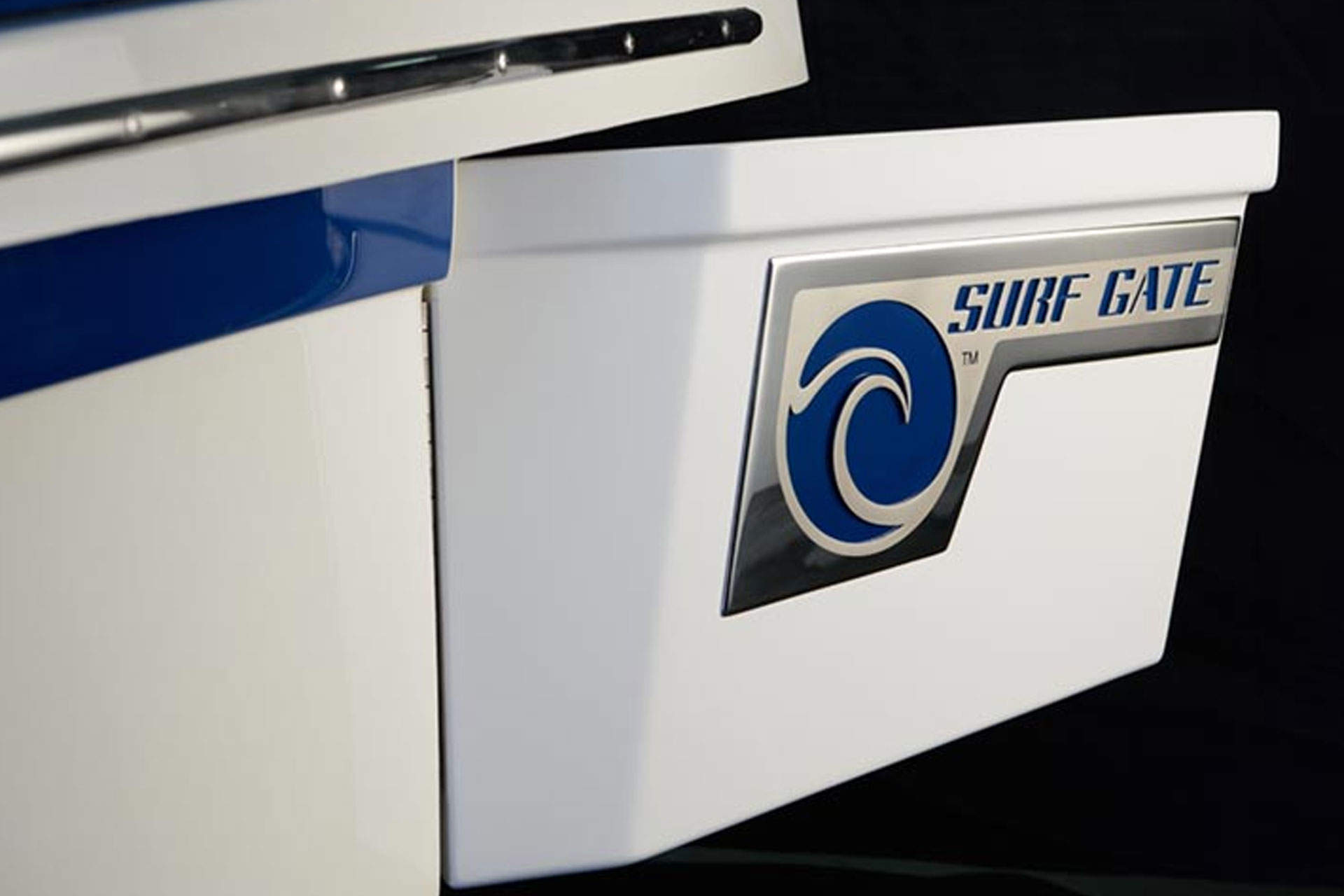 Cobalt Surf Gate