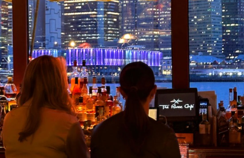bartenders